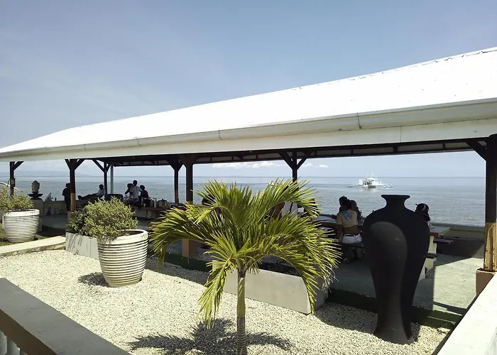Ocean Bay Resort 3*